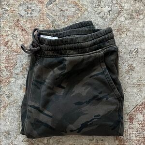 Old Navy Camouflage Jogger Pants
